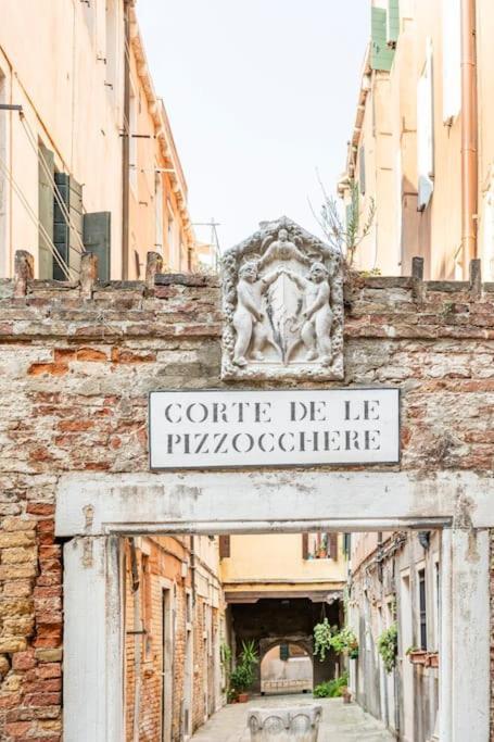 Dream'S Door With Canal View In Venice Exterior photo
