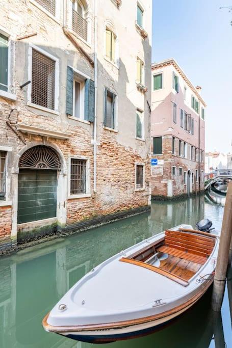 Dream'S Door With Canal View In Venice Exterior photo